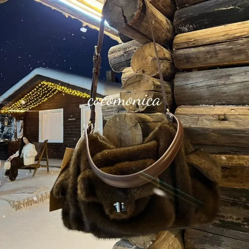 Winter Furry Tote Bag Stylish Design With Multiple Pockets Under Underarm Bag High End Hand Held Shoulder Crossbody