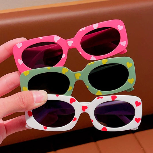 UV400 Vintage Rectangular Heart Sunglasses for Kids | Stylish Children's Fashion Eyewear in Assorted Colors