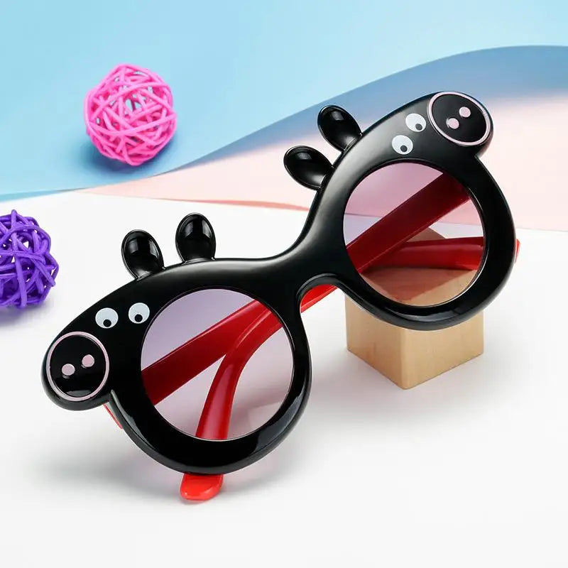 Peppa Pig Cartoon Sunglasses for Children | Summer Sun Protection Glasses | Kid Party Photography Props | Fashion Accessories | Perfect Holiday Gift