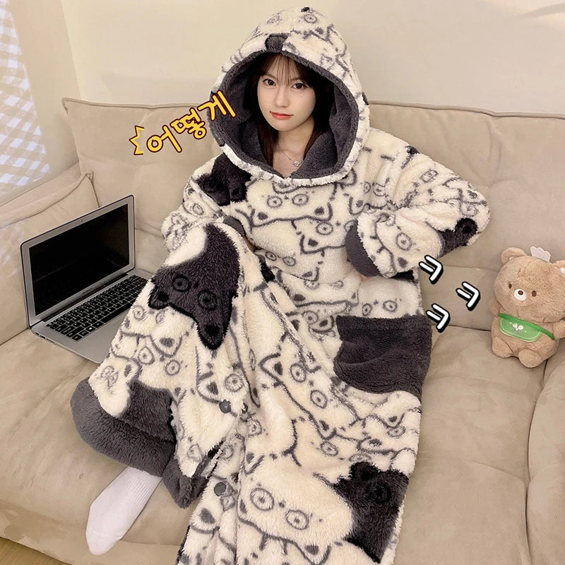 Winter Kigurumis Women Kawaii Onesie Sleepwear Kawaii Pig Print Pajama Coral Fleece Hooded Festival Thicken Warm  Nightwear