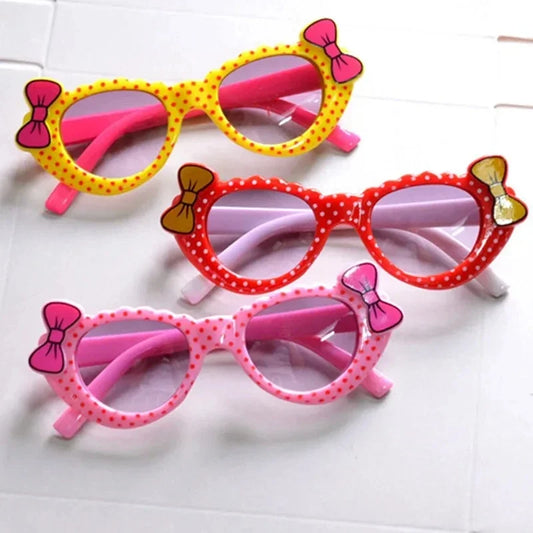 Love Heart Girls Kids Sunglasses | Summer UV400 Plastic Sun Glasses for Girls | Stylish Eyewear for Children