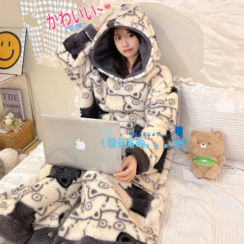 Winter Kigurumis Women Kawaii Onesie Sleepwear Kawaii Pig Print Pajama Coral Fleece Hooded Festival Thicken Warm  Nightwear