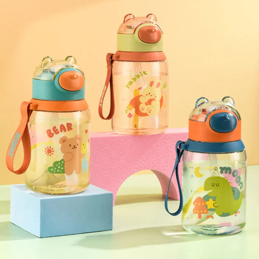 570ML Cartoon Kids Water Bottles With Straw Dinosaur Plastic Sippy Cup Student Water Cup Leakproof Drinking Bottle Drinkware | Alo Trendy